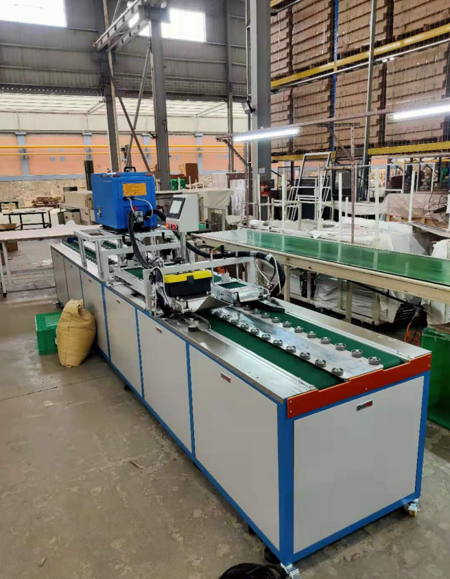 Hot melt glue automatic sealing equipment